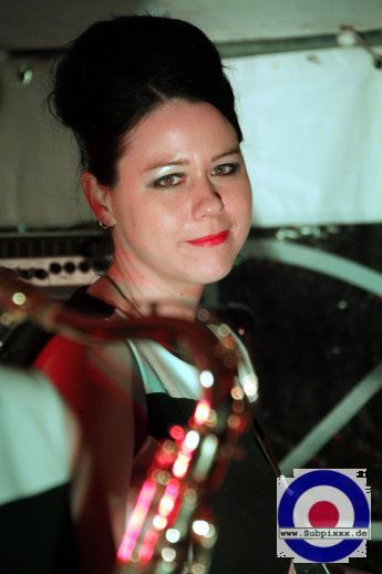 The Schogettes (D) 19. This Is Ska Festival - Wasserburg, Rosslau (Zeltbuehne) 27. Juni 2015 (25).JPG